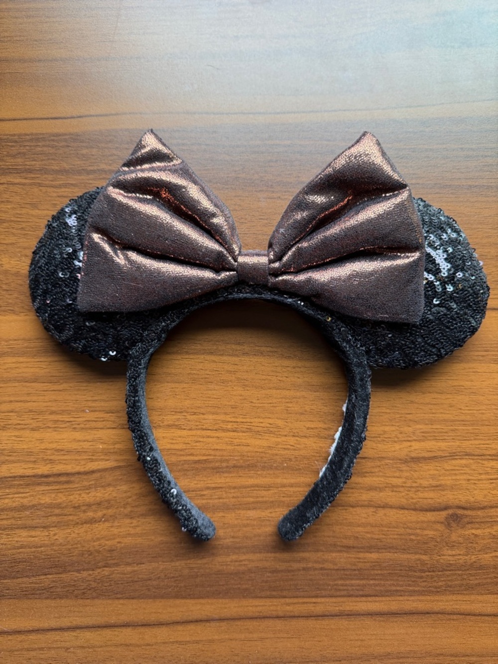 Disney Parks Minnie Ears Black Sequin Bronze Metallic Bow Headband